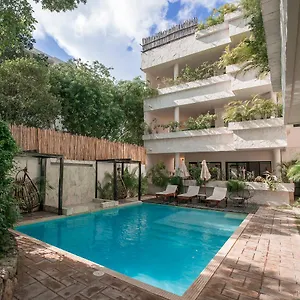 che-tulum-suites.quintano-roohotels.com/